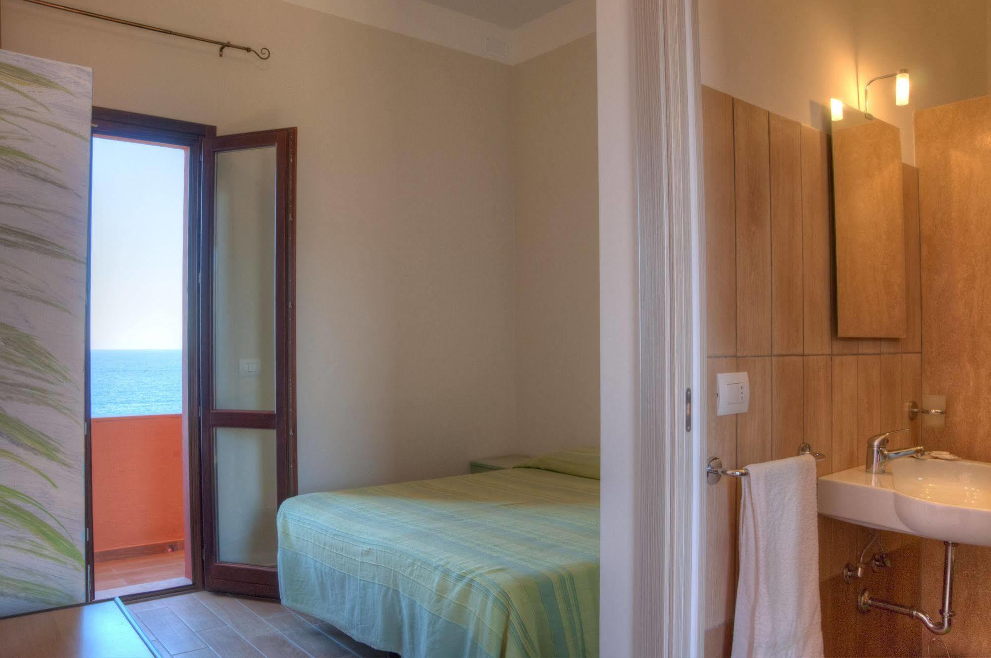 Hotel Bue Marino Pantelleria Extérieur photo