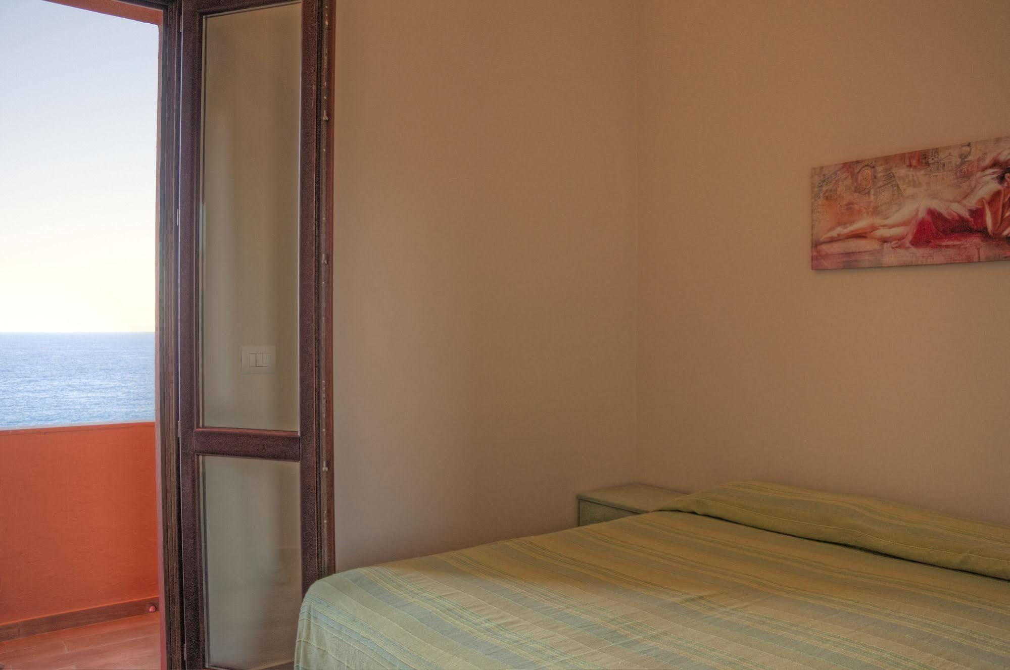 Hotel Bue Marino Pantelleria Extérieur photo